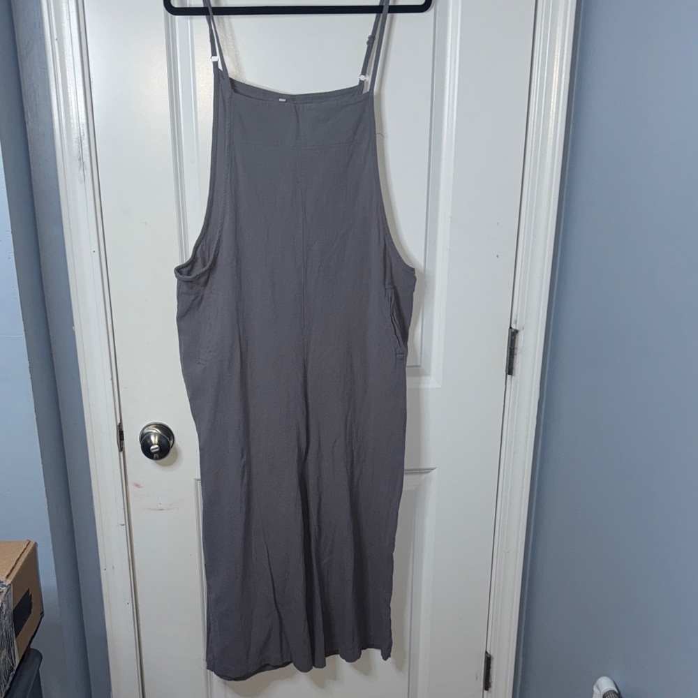 SHEIN Gray Sleeveless Jumpsuit